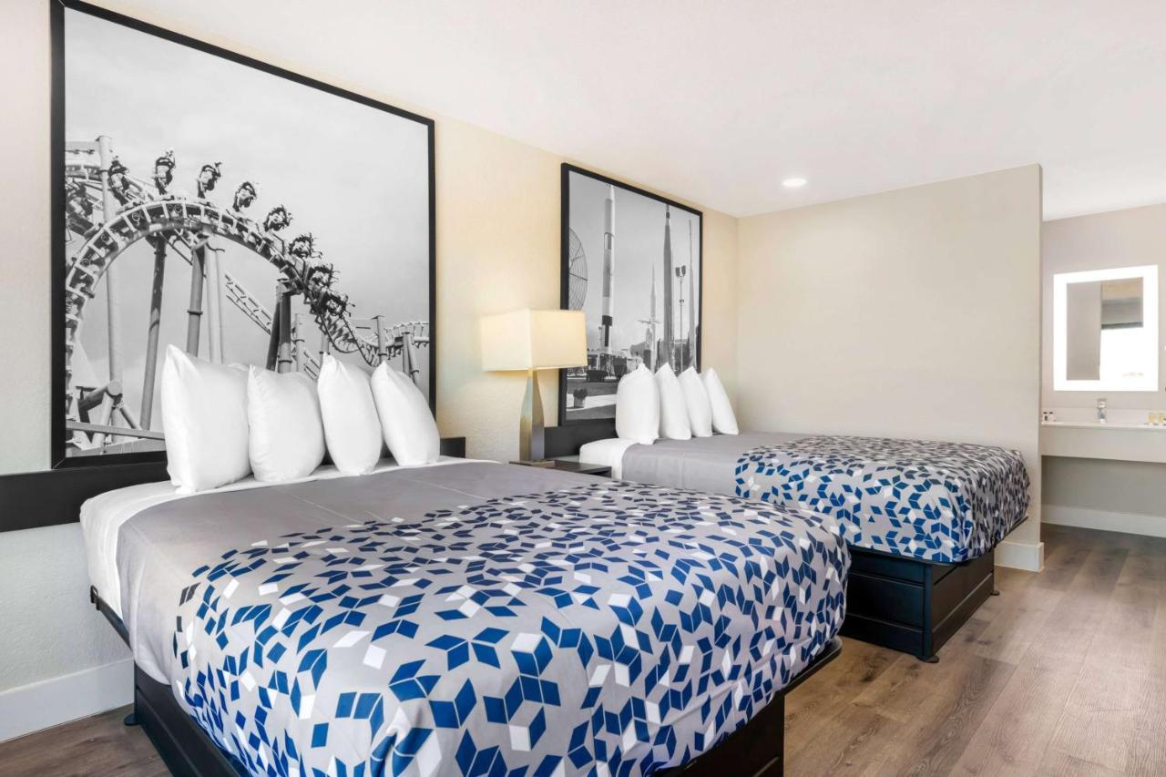 Super 8 By Wyndham Orlando Near Florida Mall Williamsburg Kültér fotó